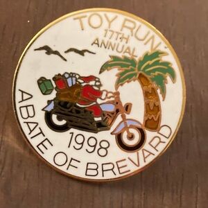 Santa Motorcycle Pin - White and Gold